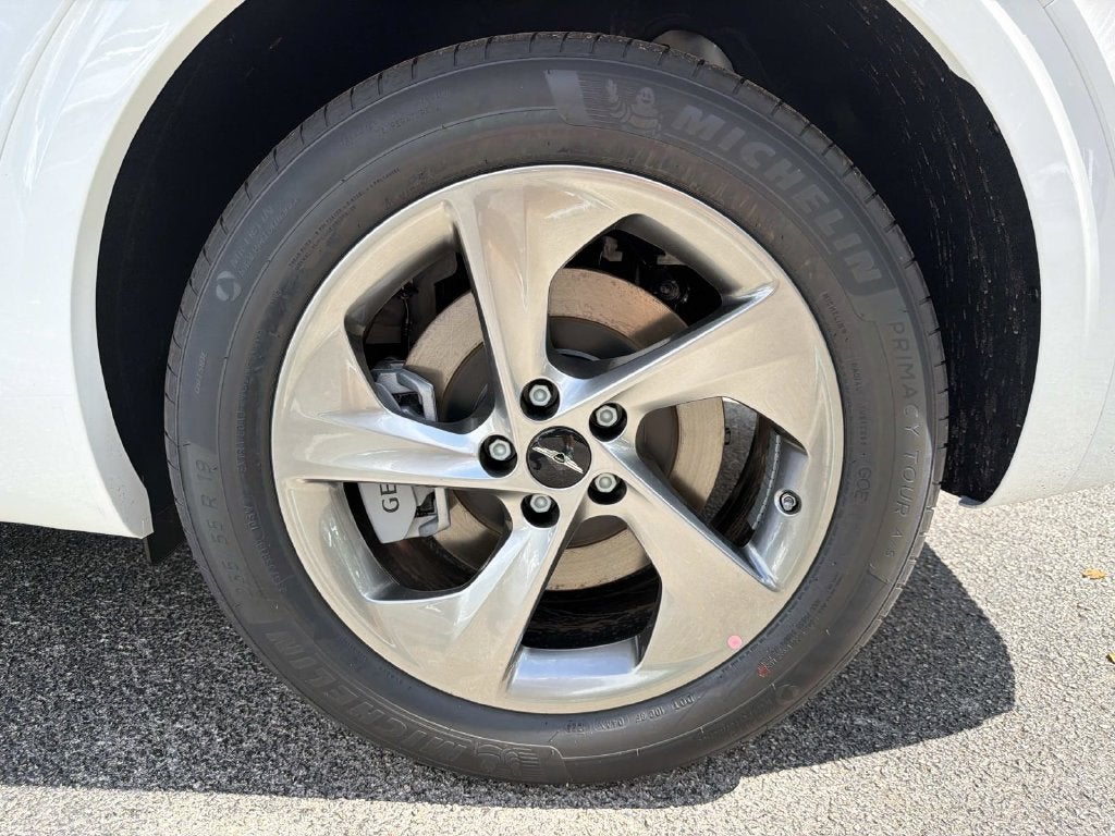 2027 Genesis GV70 2.5T