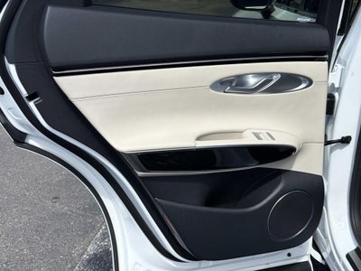 2027 Genesis GV70 2.5T