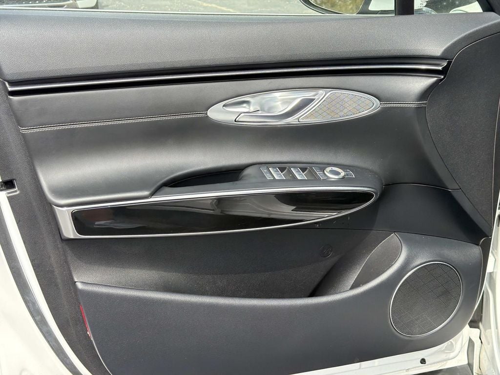 2023 Genesis GV70 2.5T