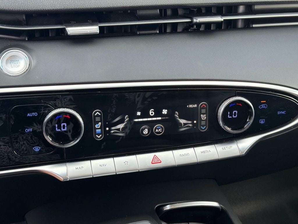 2023 Genesis GV70 2.5T