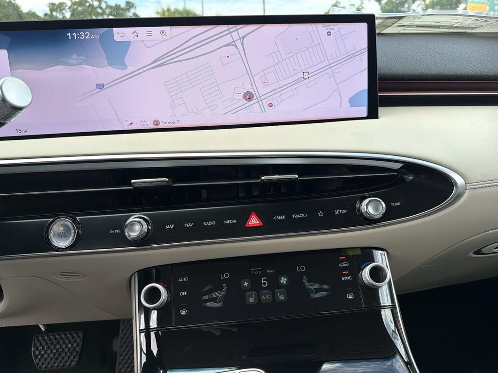 2027 Genesis GV70 2.5T