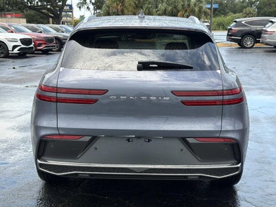2027 Genesis GV70 2.5T