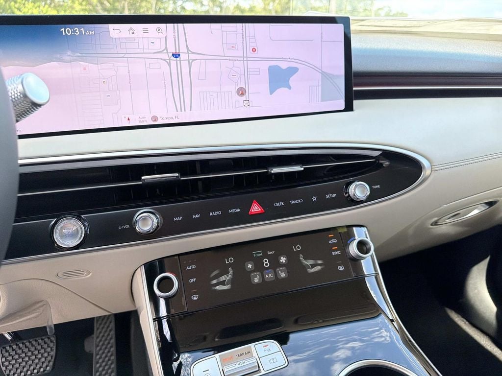 2027 Genesis GV70 2.5T