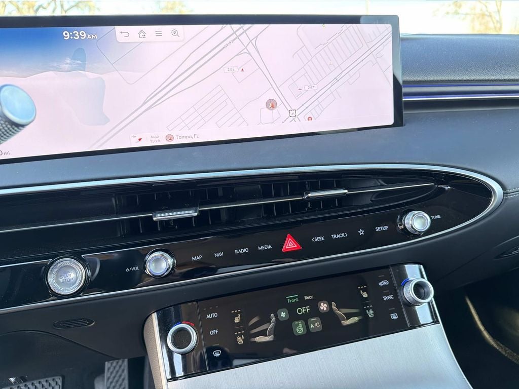 2026 Genesis GV70 2.5T Advanced