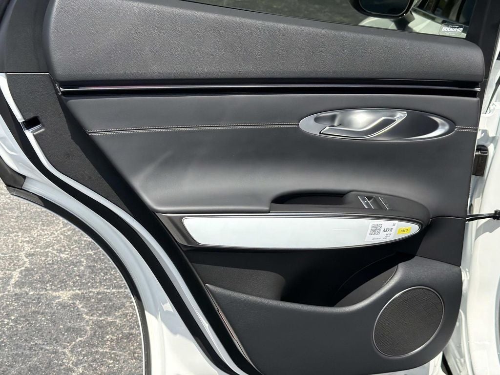 2027 Genesis GV70 2.5T Select