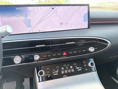 2027 Genesis GV70 2.5T Select
