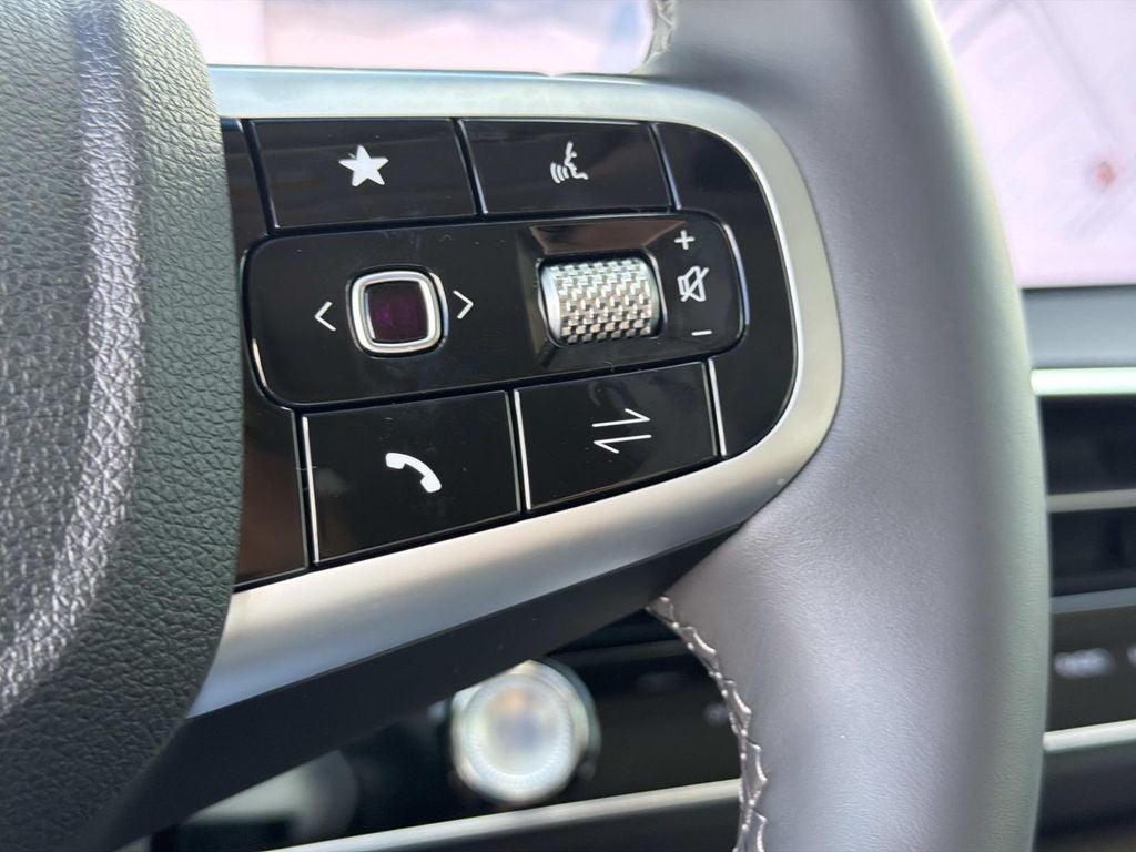 2027 Genesis GV70 2.5T Select