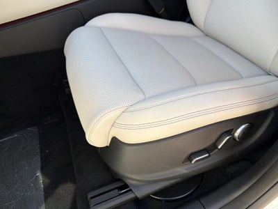 2027 Genesis GV70 2.5T Select