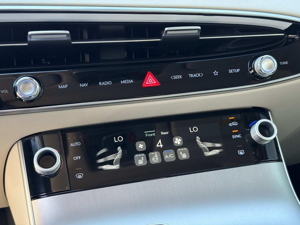 2027 Genesis GV70 2.5T Select