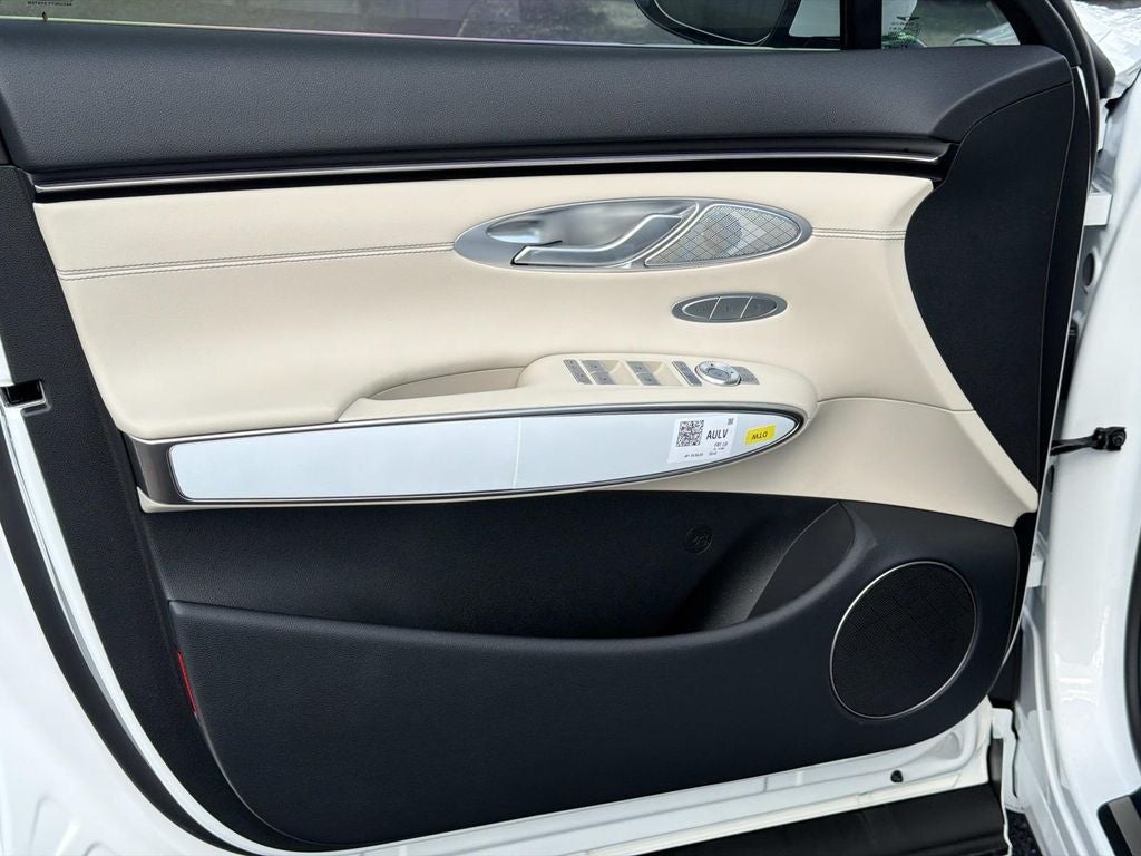 2027 Genesis GV70 2.5T Select