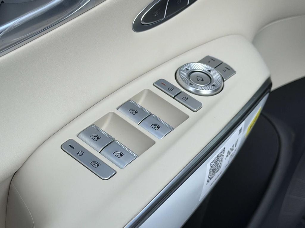 2027 Genesis GV70 2.5T Select