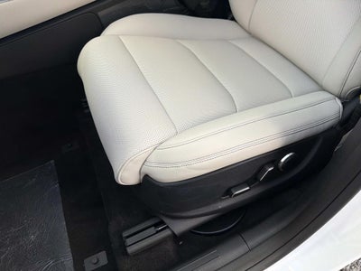 2027 Genesis GV70 2.5T Select