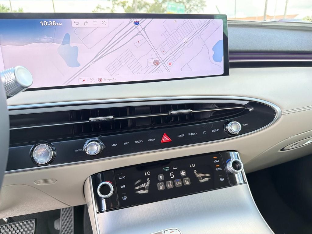 2027 Genesis GV70 2.5T Select