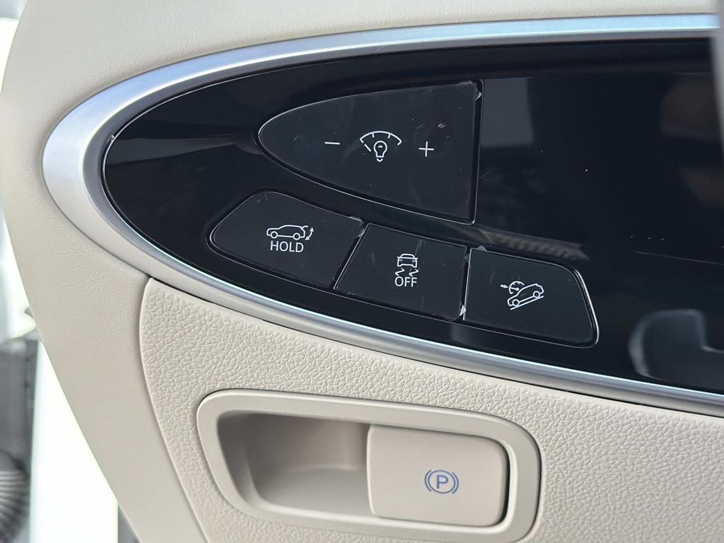 2027 Genesis GV70 2.5T Select