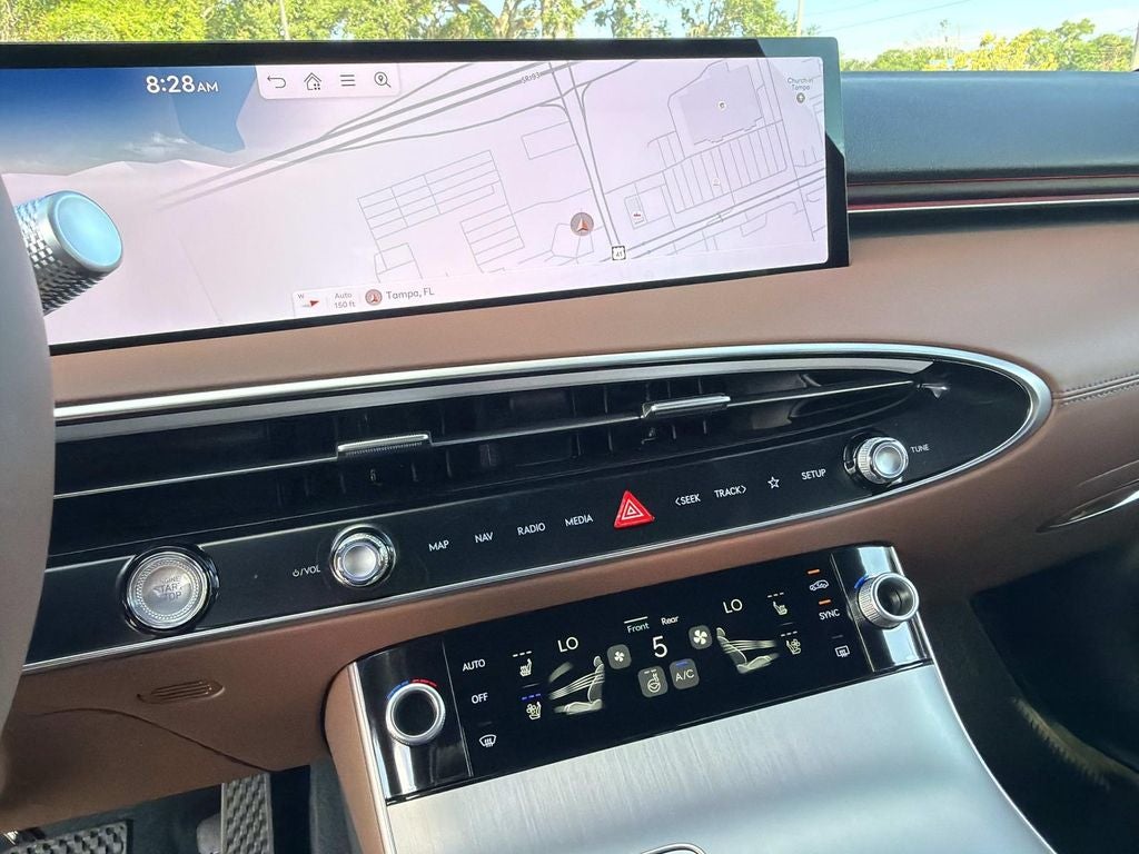 2026 Genesis GV70 2.5T Advanced