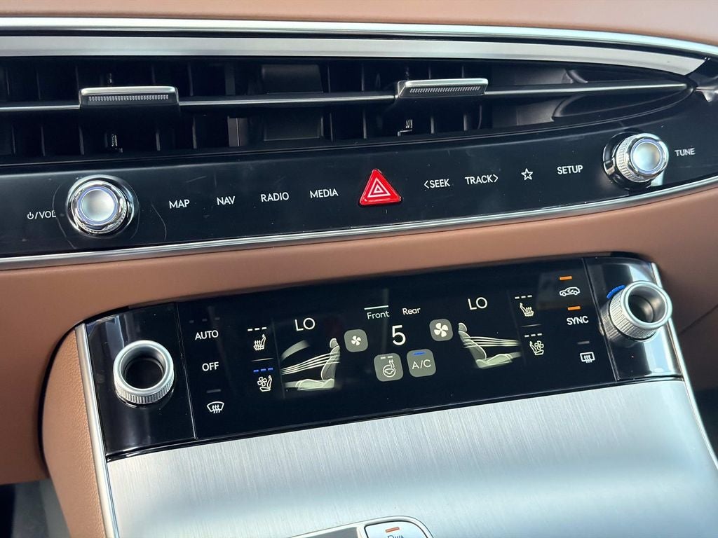 2026 Genesis GV70 2.5T Advanced