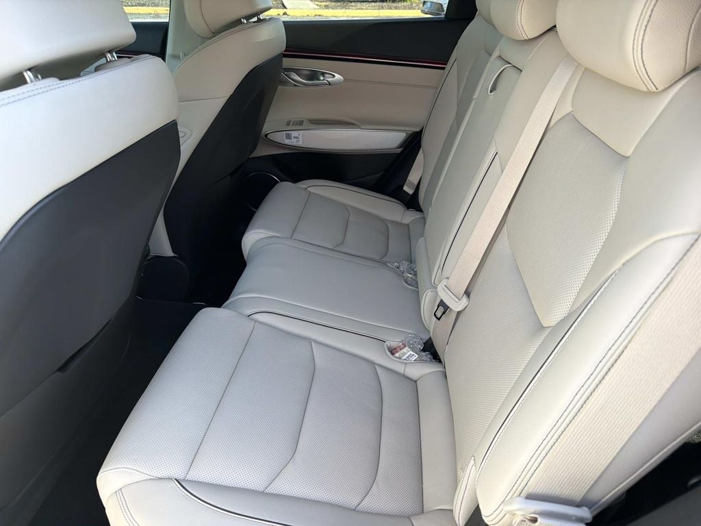 2027 Genesis GV70 2.5T Advanced