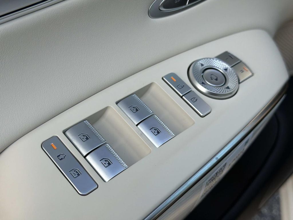 2027 Genesis GV70 2.5T Advanced