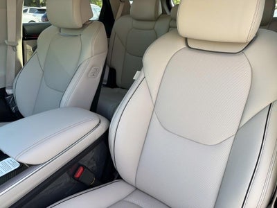 2027 Genesis GV70 2.5T Advanced