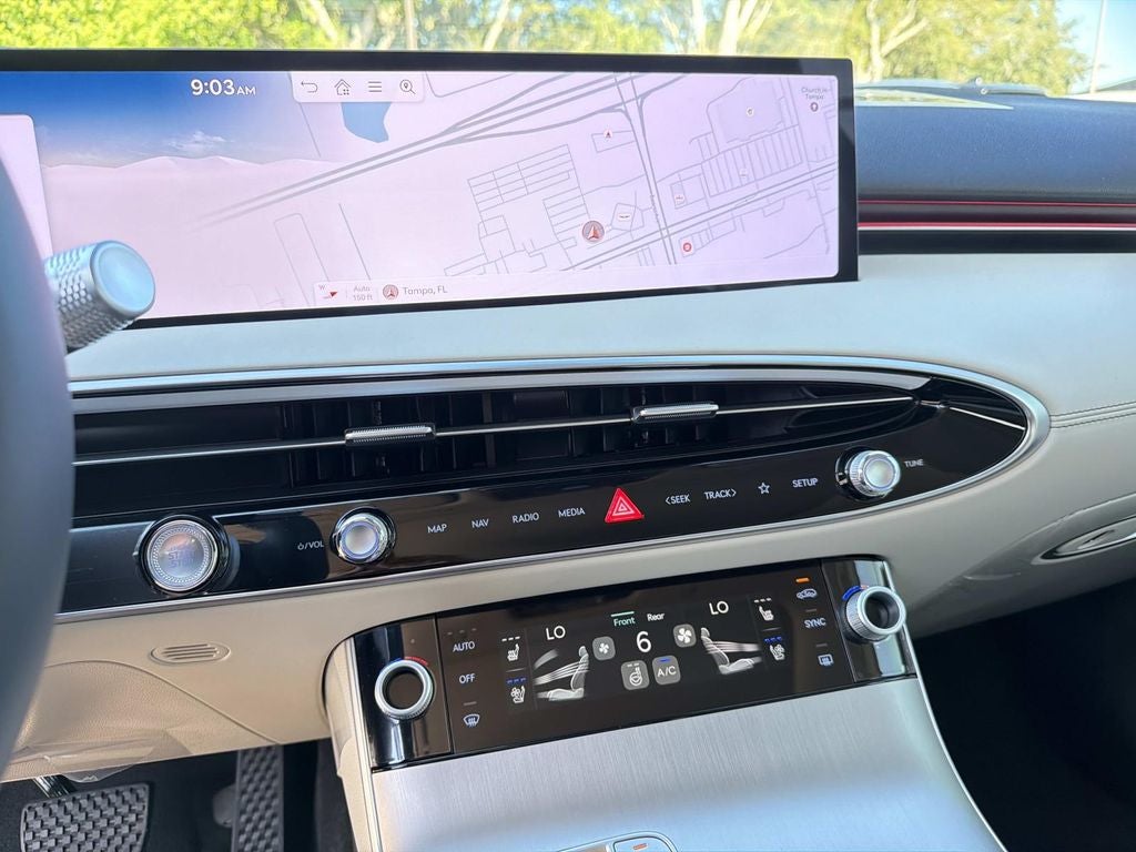 2027 Genesis GV70 2.5T Advanced