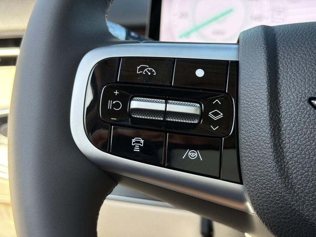 2027 Genesis GV70 2.5T Advanced