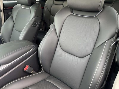 2027 Genesis GV70 2.5T Advanced