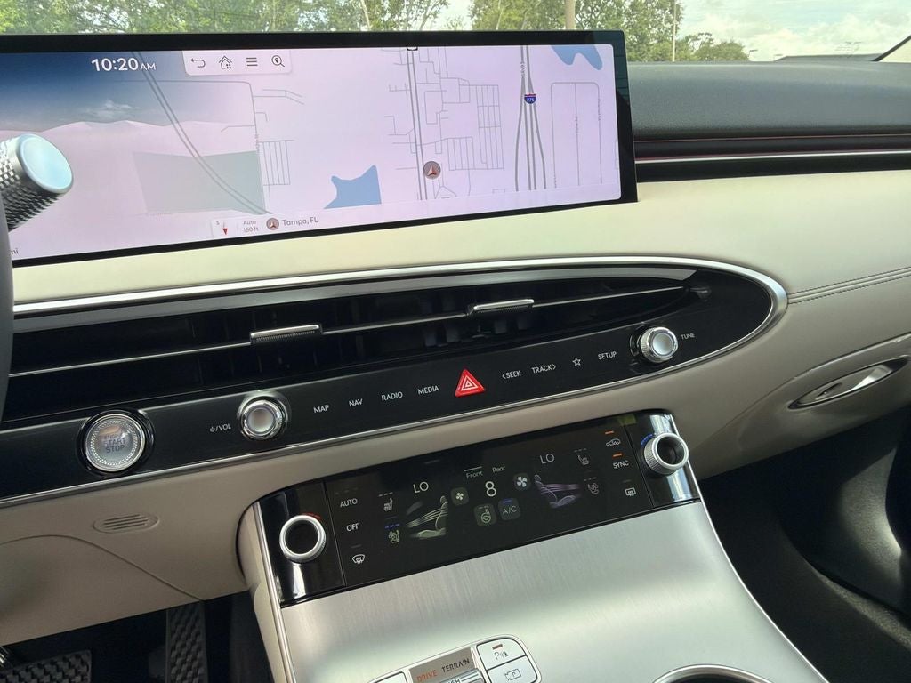 2027 Genesis GV70 2.5T Advanced