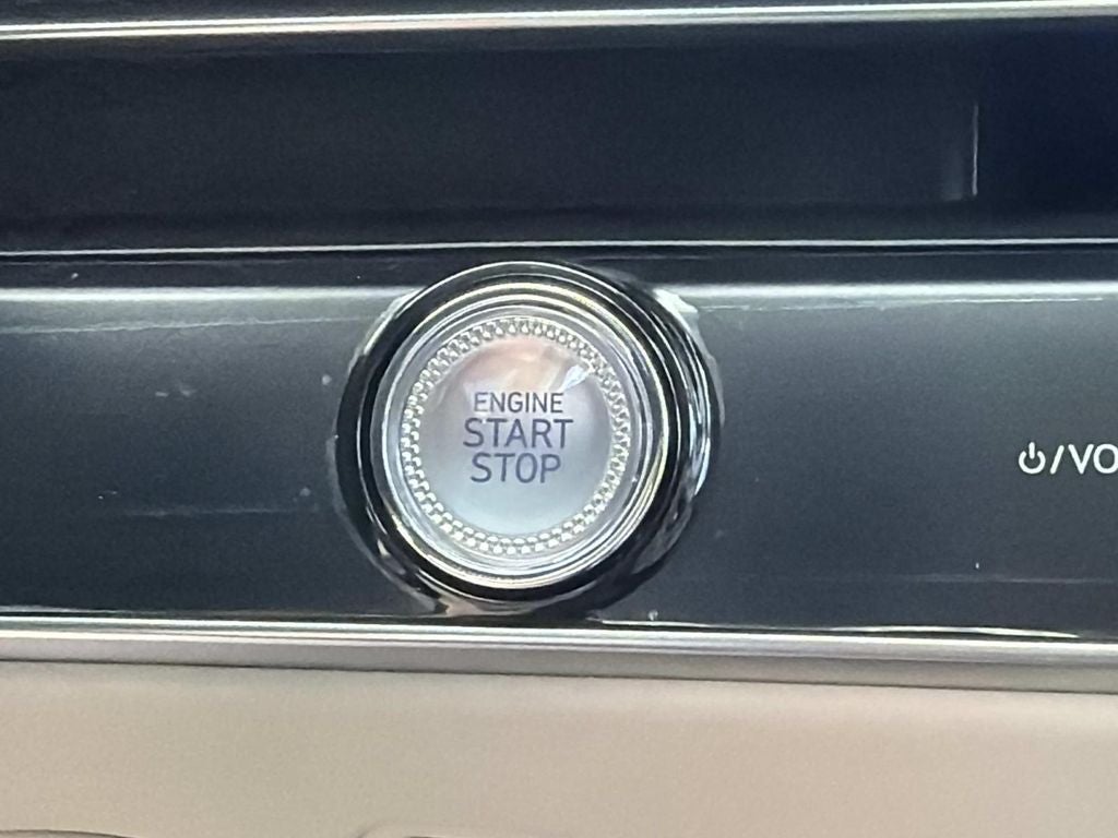 2027 Genesis GV70 2.5T Advanced