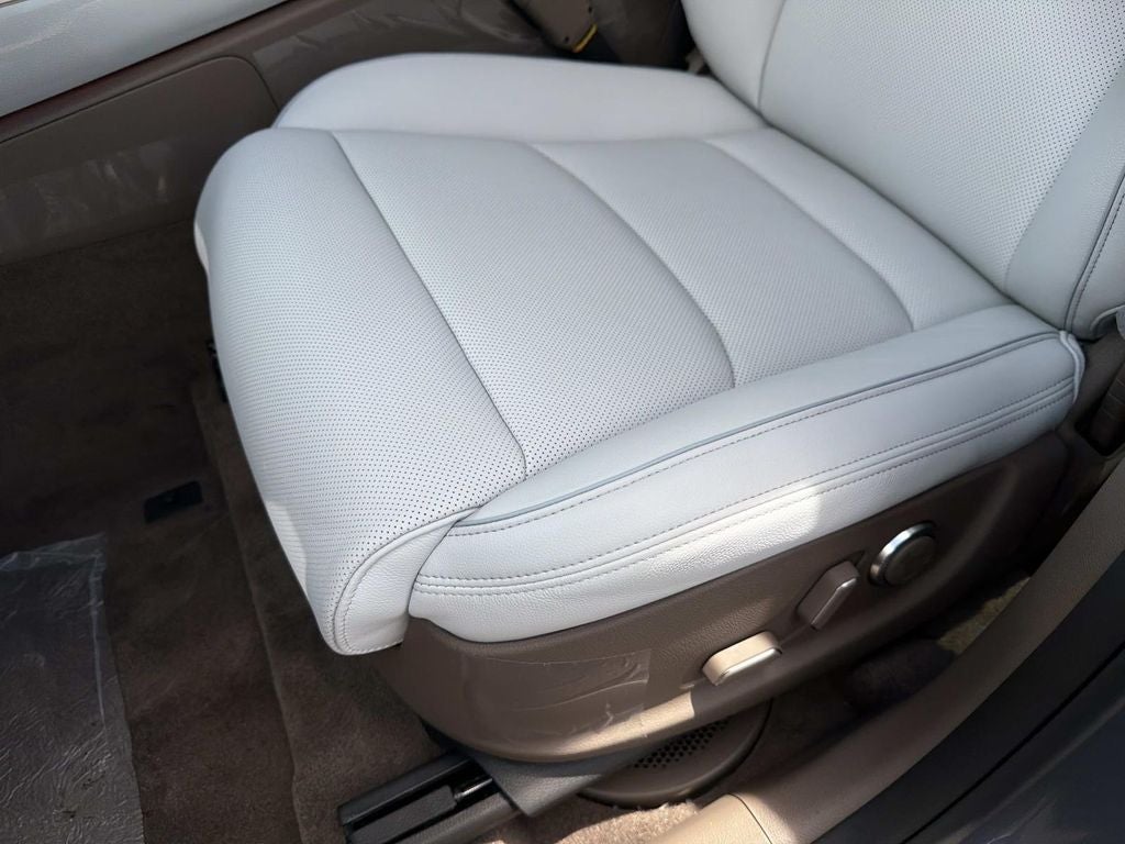 2027 Genesis GV70 2.5T Advanced