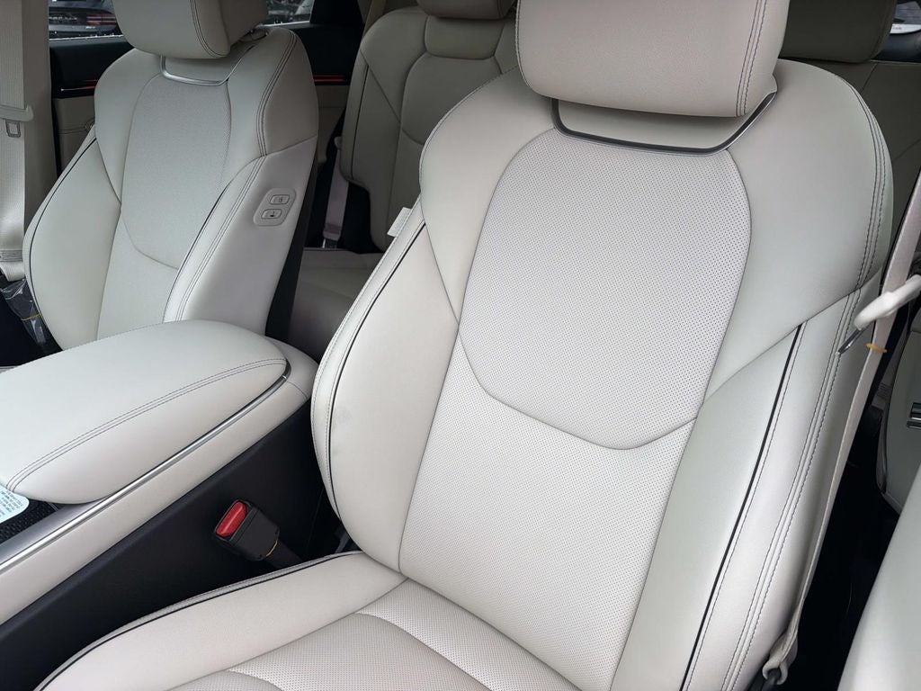 2027 Genesis GV70 2.5T Advanced