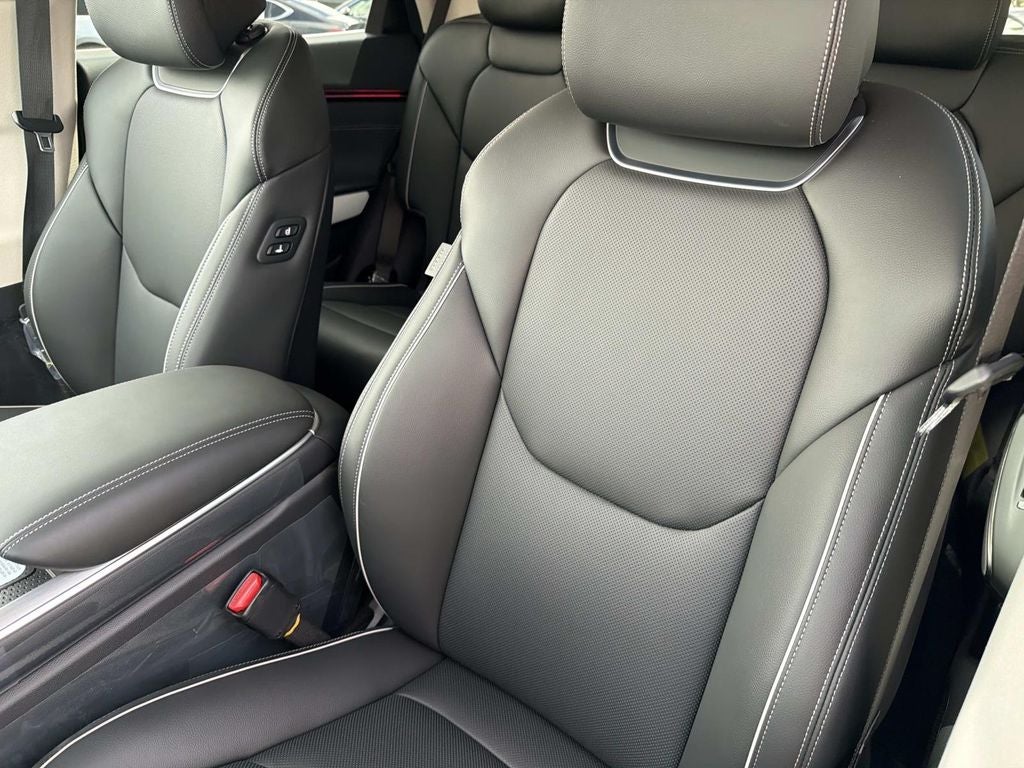 2027 Genesis GV70 2.5T Advanced