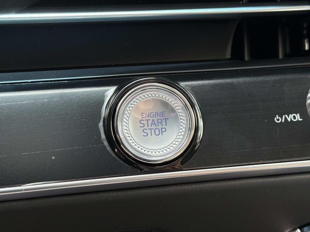 2027 Genesis GV70 2.5T Advanced