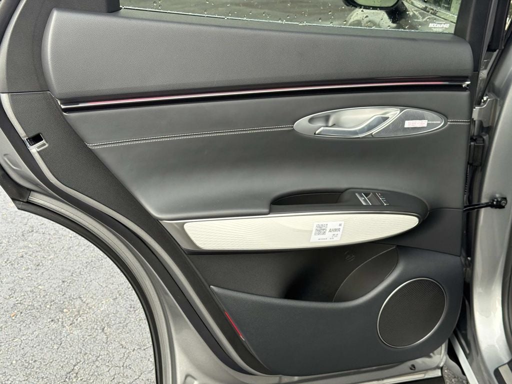 2027 Genesis GV70 2.5T Advanced
