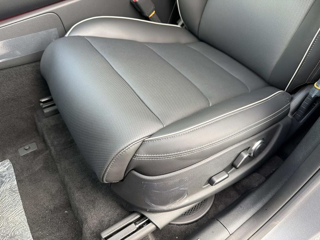 2027 Genesis GV70 2.5T Advanced