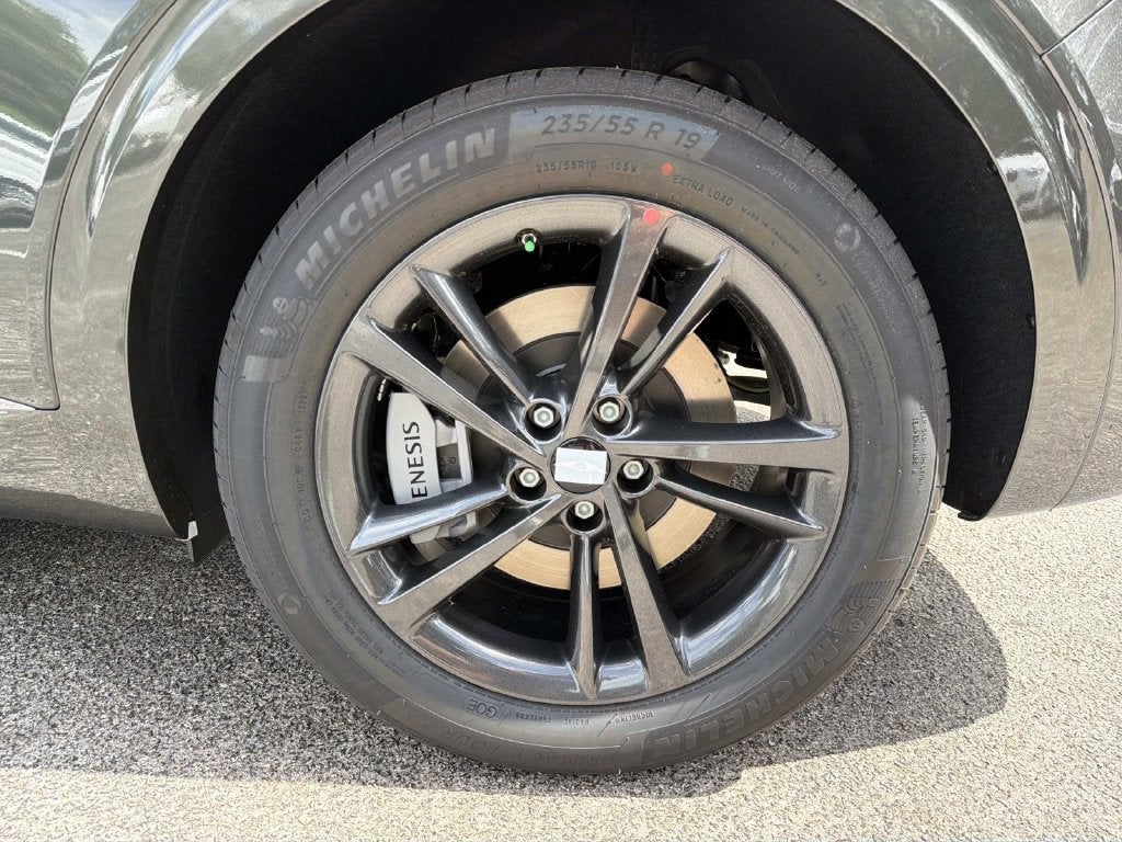2027 Genesis GV70 2.5T Advanced