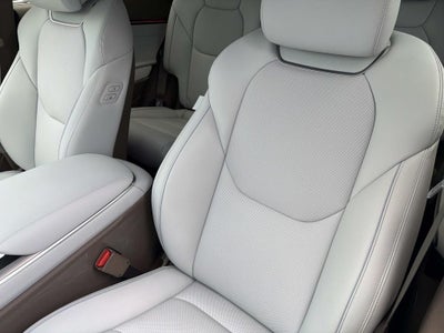 2027 Genesis GV70 2.5T Advanced