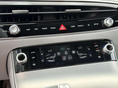 2027 Genesis GV70 2.5T Advanced