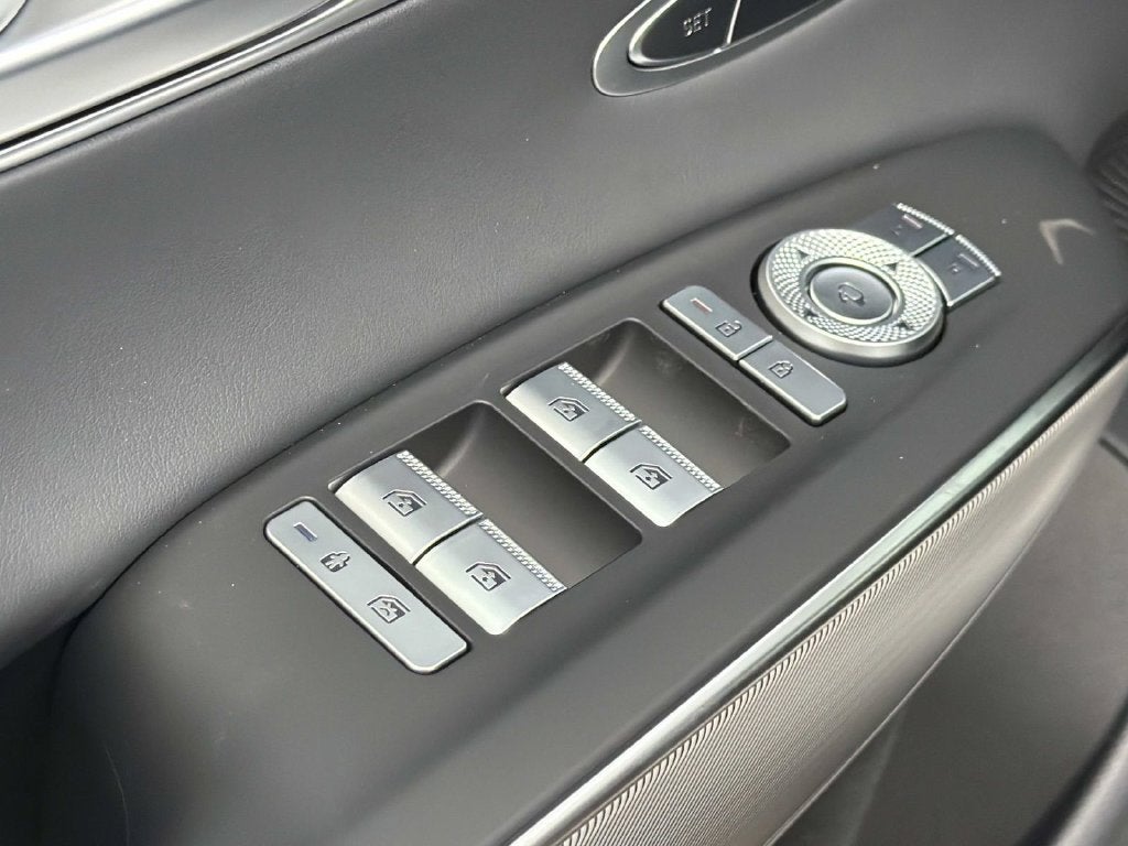 2027 Genesis GV70 2.5T Sport Prestige