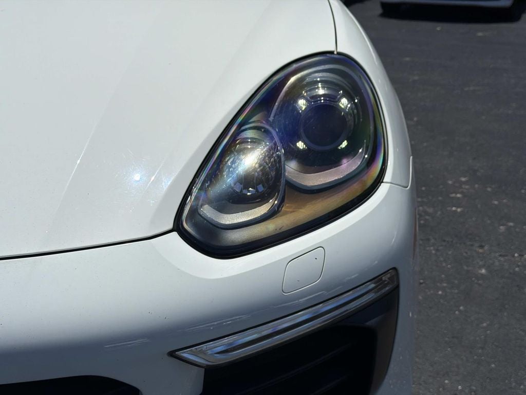 2018 Porsche Cayenne Base