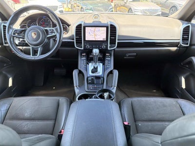 2018 Porsche Cayenne Base