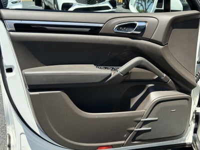 2018 Porsche Cayenne Base