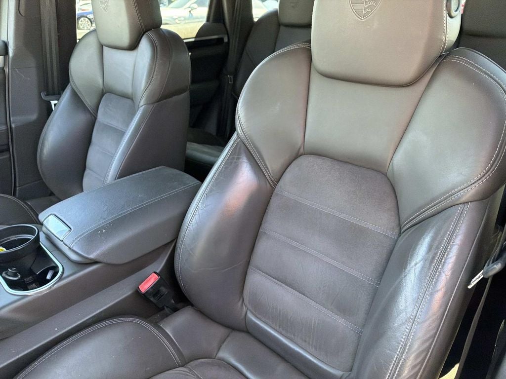 2018 Porsche Cayenne Base