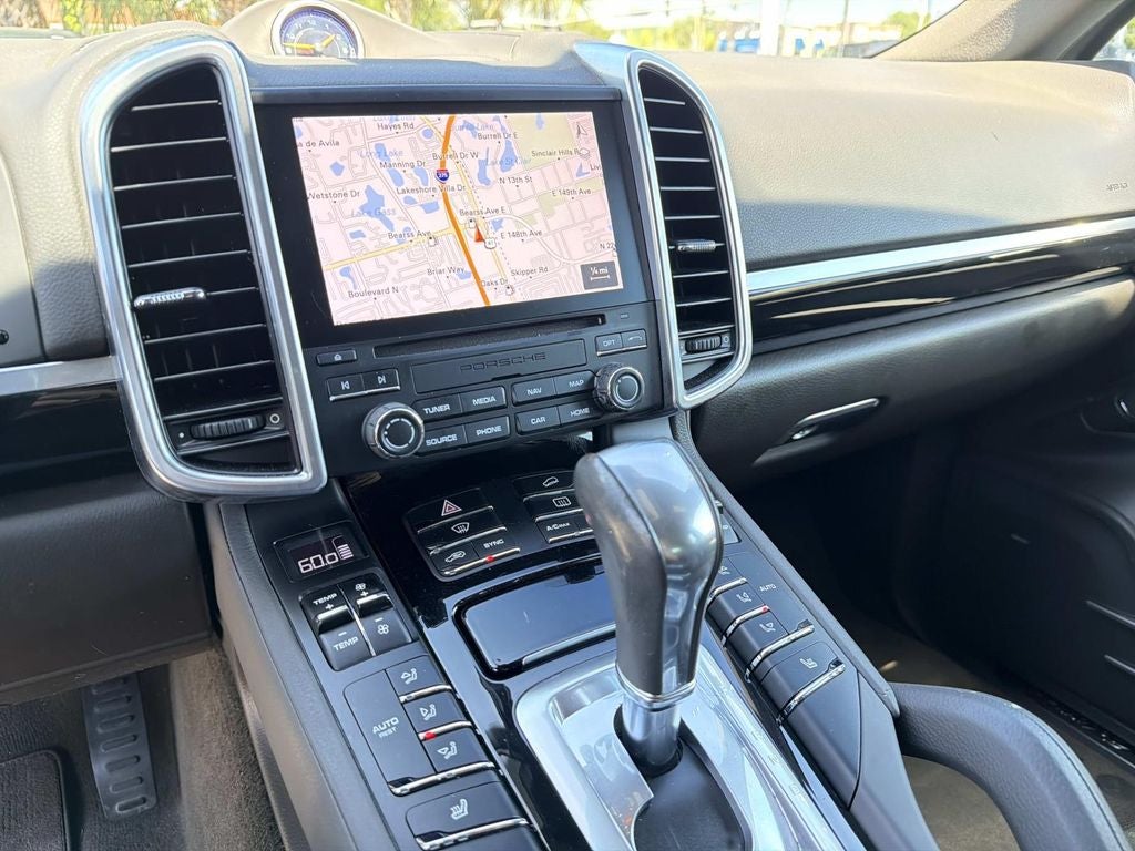 2018 Porsche Cayenne Base
