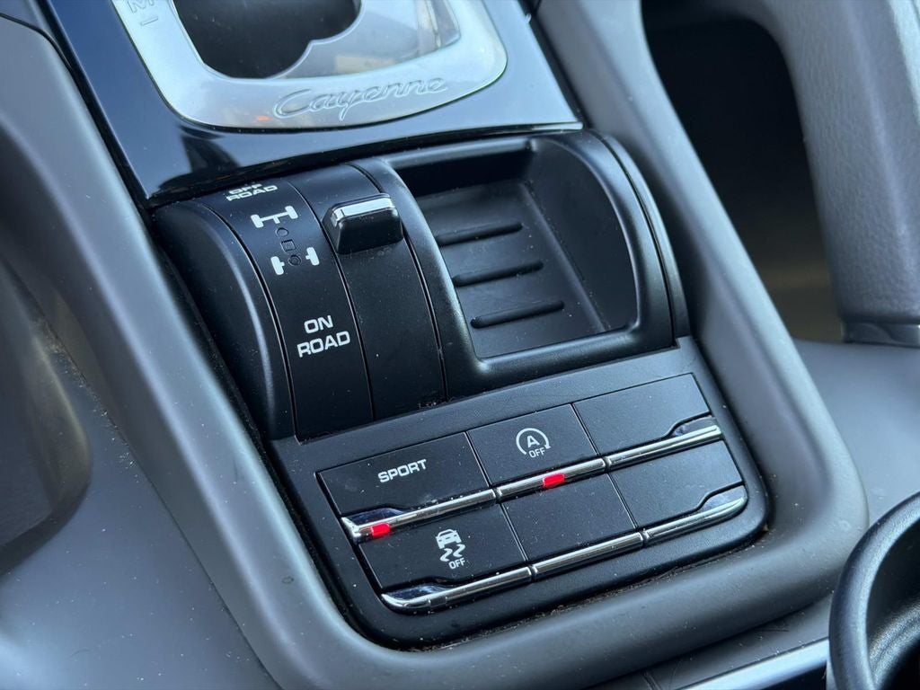 2018 Porsche Cayenne Base