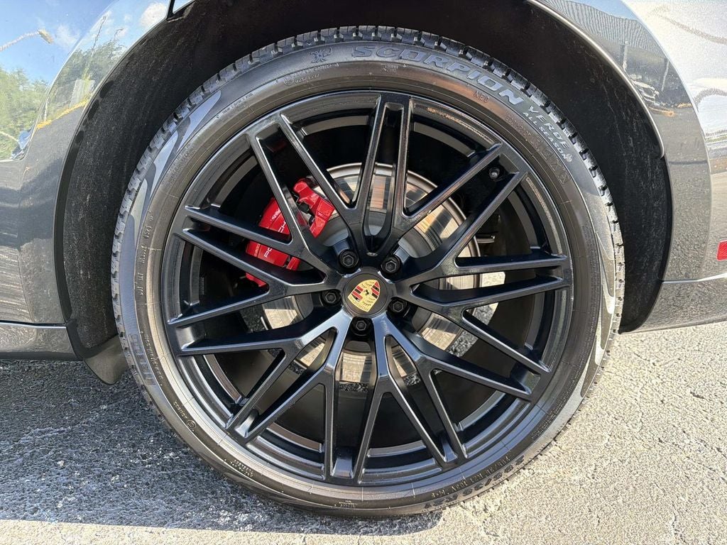 2024 Porsche Macan GTS