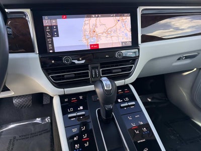 2024 Porsche Macan GTS