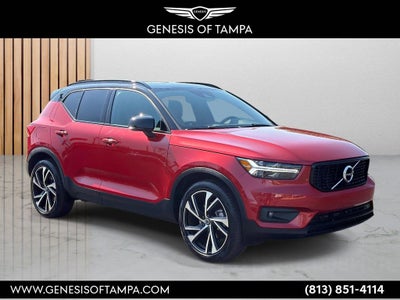 2021 Volvo XC40 R-Design