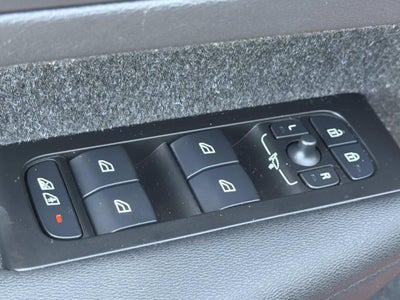 2021 Volvo XC40 R-Design