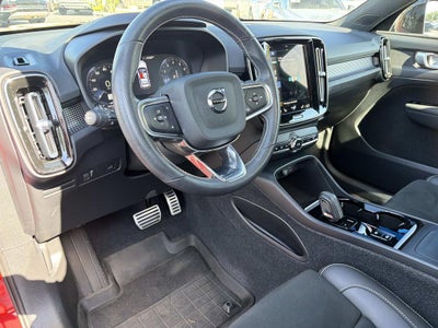 2021 Volvo XC40 R-Design