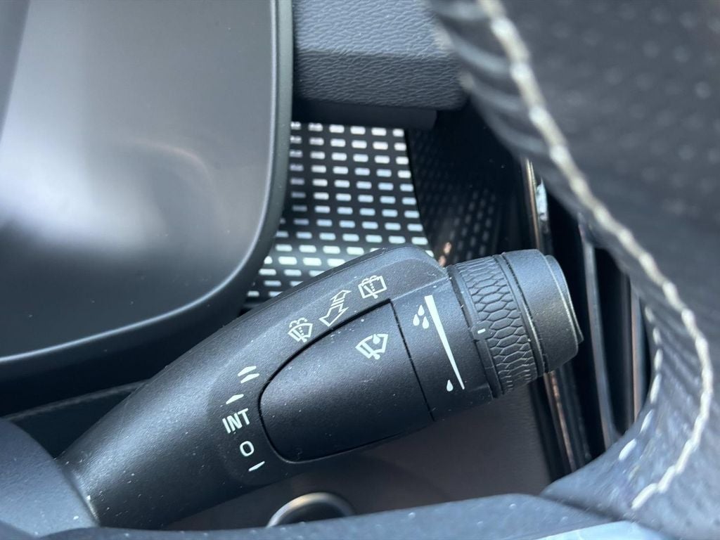 2021 Volvo XC40 R-Design